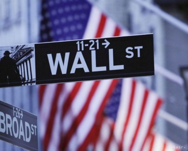 Zisk aj tržby Philip Morris International sklamali Wall Street