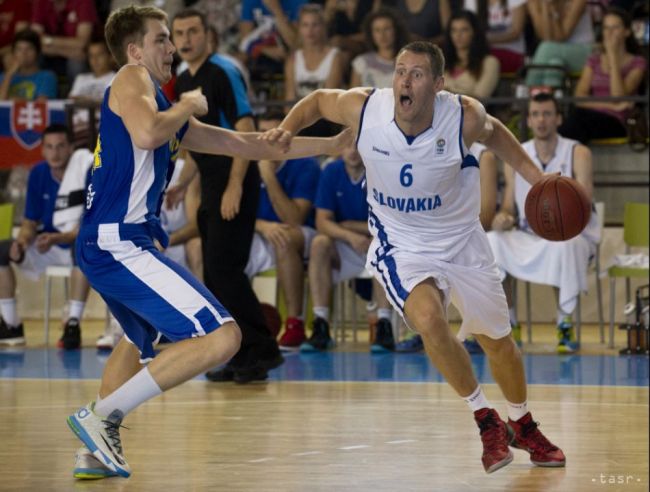 Basketbalisti Handlovej získali reprezentačného pivota Sedmáka