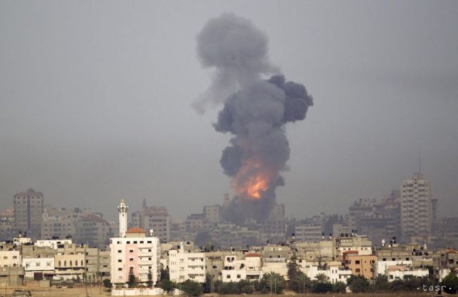 Izraelské lietadlo vystrelilo raketu na sýrsku stranu Golanských výšin