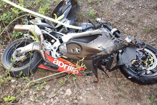 Motocyklista neprežil zrážku s dodávkou v Krásnohorské Podhradí