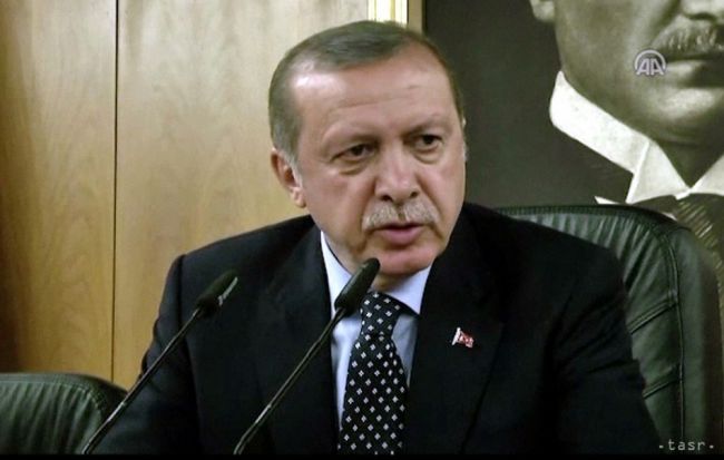 Prezident Erdogan je nespokojný so znížením ratingu Turecka