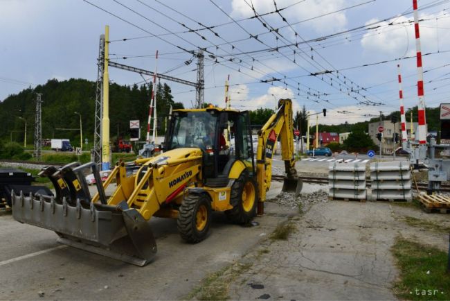 ŽSR opravia železničné priecestie v Senci