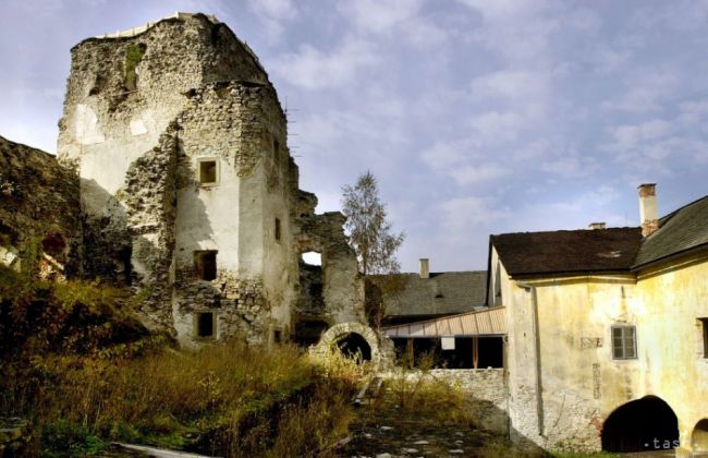 Liptovská Hrádok reštauruje niekoľko vzácnych artefaktov