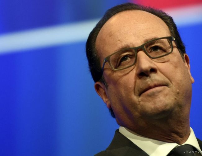 Francúzsky prezident Hollande pricestuje do Prahy