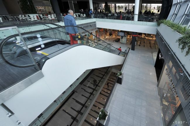 V novom nákupnom centre v Humennom vznikne 30 pracovných miest