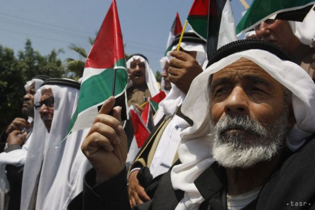 Palestínčania plánujú zažalovať Britániu kvôli Balfourovej deklarácii