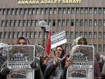 Prokuratúra vydala zatykače na 47 bývalých zamestnancov denníka Zaman