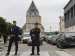 Mladíka zadržaného po útoku v kostole v Normandii prepustili z väzby
