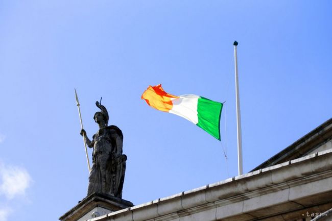 Írska centrálna banka znížila odhad rastu ekonomiky