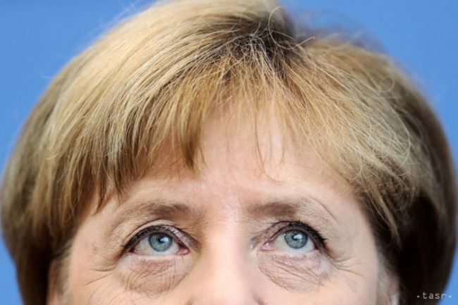 Merkelová: Útoky vykonané utečencami potupili Nemecko