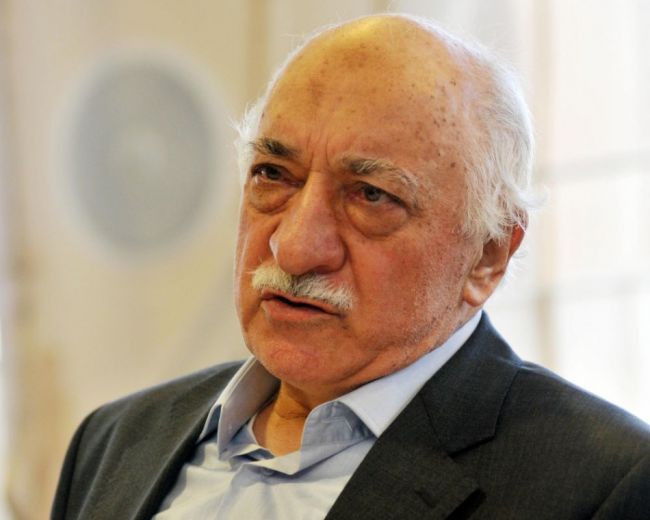 Klerik F. Gülen si myslí, že USA ho do Turecka nevydajú