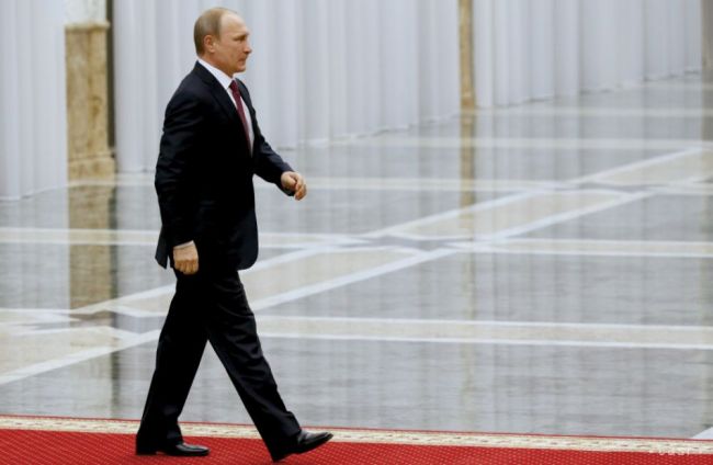 Putin pricestoval do Slovinska. Jeho návšteva komplikovala dopravu