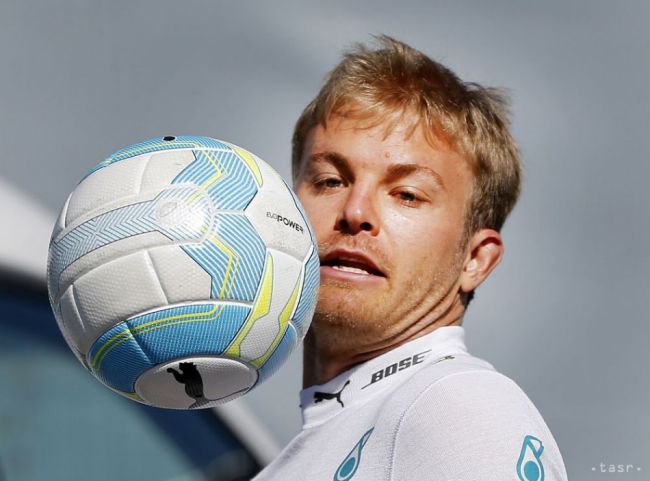 Pole position si na VC Nemecka zabezpečil Rosberg