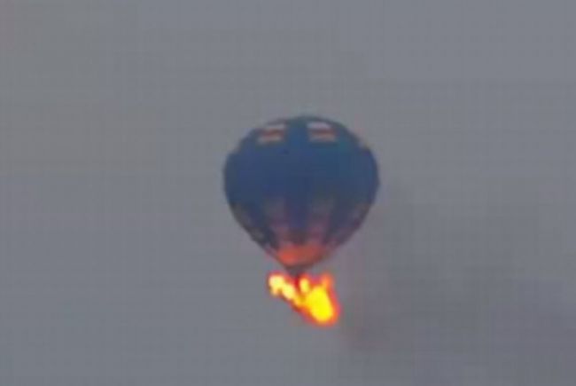 Balón, v ktorom zahynulo v USA 16 ľudí, vrazil do elektrického vedenia
