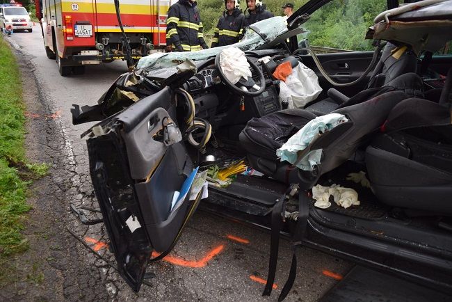 FOTO: Pri tragickej dopravnej nehode vyhasol život otca troch malých detí