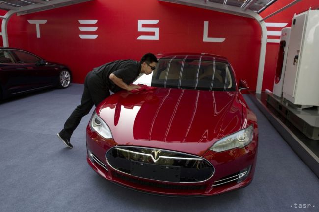 Tesla Motors kúpi výrobcu solárnych panelov SolarCity