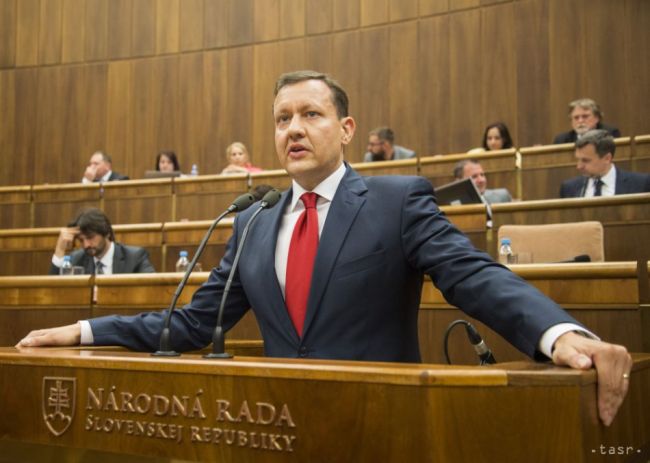 Opozícia žiada zverejniť uznesenie o obvinení prokurátora Špirka
