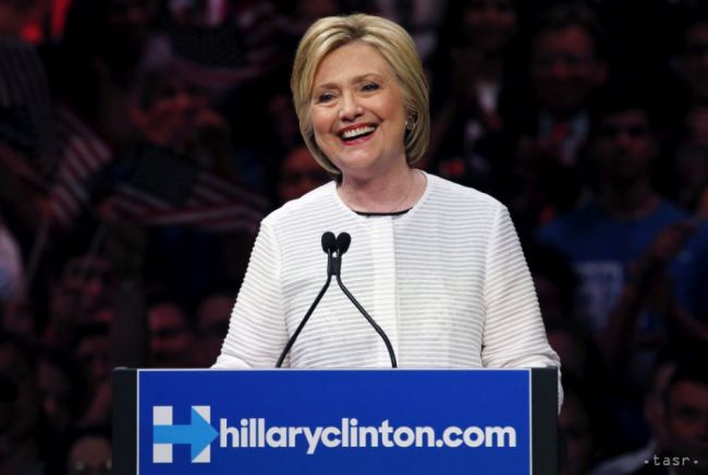 Kremeľ považuje H. Clintonovej obvinenia za súčasť jej kampane