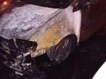 FOTO: Hasiči zasahovali pri požiari dvoch áut