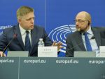Juncker o portfóliu pre eurokomisára informoval Schulza a Fica