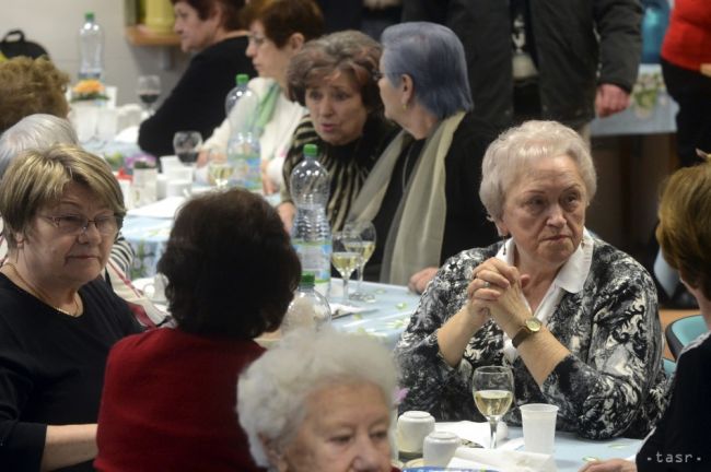 Polícia upozorňuje seniorov na prefíkaných podvodníkov v Bratislave