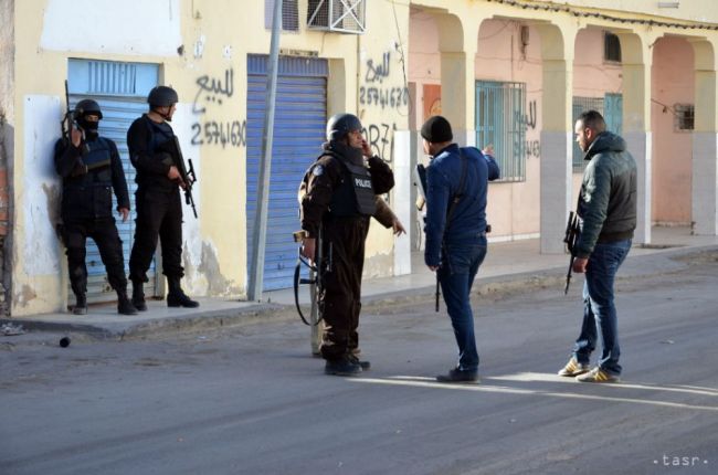 V Neapole zatkli Tunisana podozrivého z terorizmu za podporu migrácie