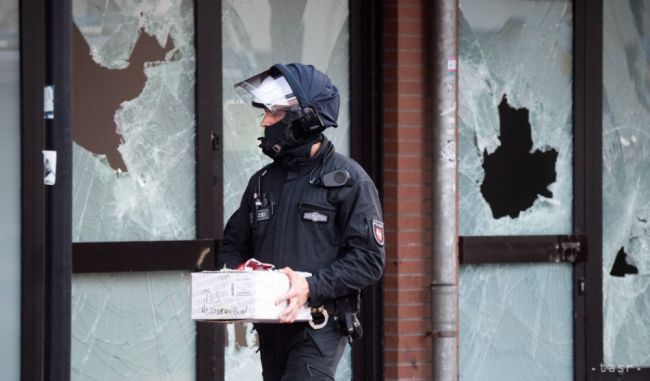 Der Spiegel: Útočníci z Nemecka sa zrejme radili s členmi IS