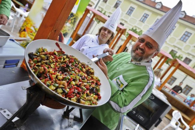 Srdce Bratislavy sa dnes premení na improvizované kráľovstvo kuchárov