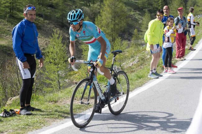 OH2016:Cyklista Nibali má zlomené obe kľúčne kosti, Porte zase lopatku