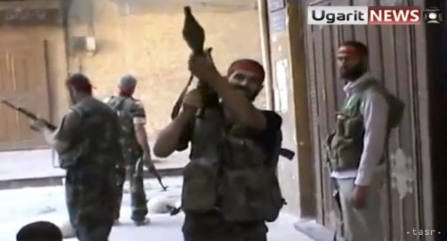 Povstalci chcú dobyť celé Aleppo