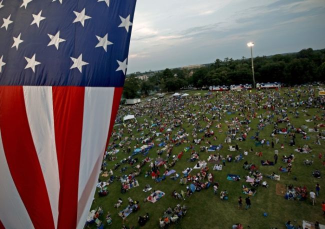 Veľkoobchodné skladové zásoby aj tržby v USA v júni vzrástli