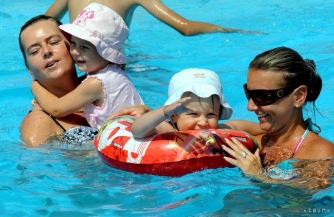 Na bratislavskom kúpalisku je zákaz kúpania v detskom bazéne