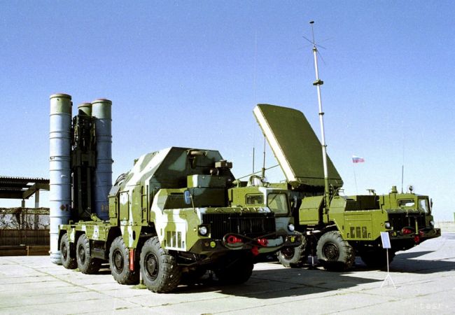 Rusko rozmiestňuje na Kryme protivzdušné systémy S-400
