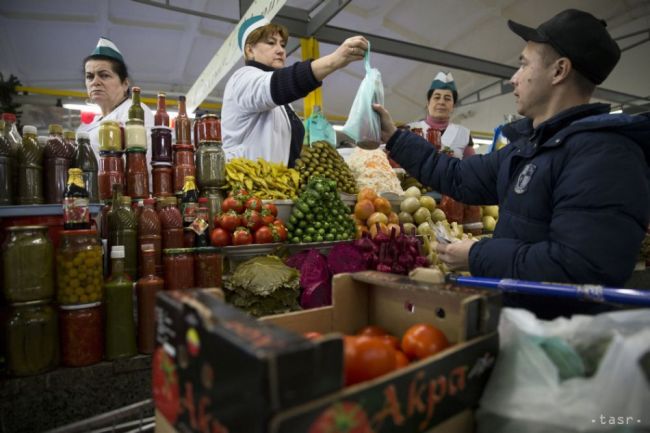 Embargo na dovoz potravín z EÚ pomohlo ruským producentom