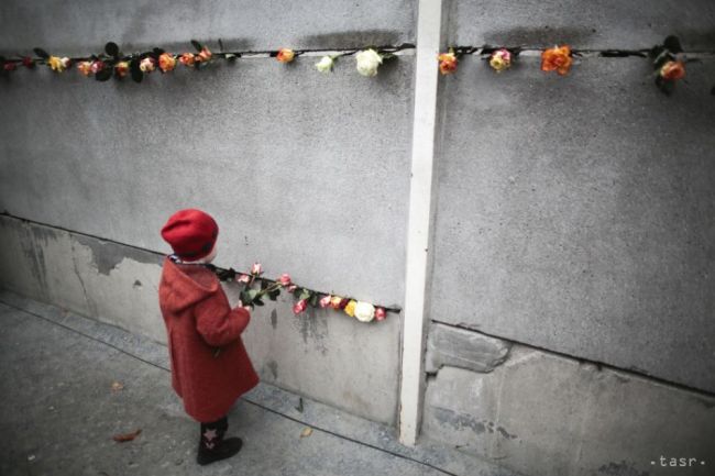 Nemecko spomína, Berlínsky múr začali stavať pred 55 rokmi