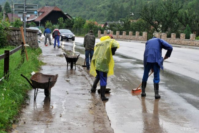 V Poprade prebieha plošná rekonštrukcia ciest a chodníkov