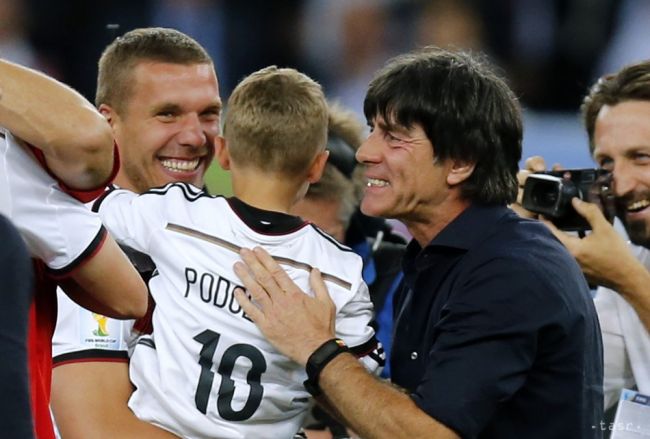 Lukas Podolski ukončil reprezentačnú kariéru