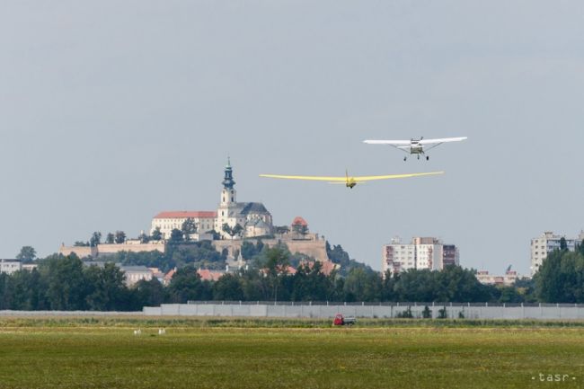 Pod Zobor prileteli letecké veterány zo Slovenska i zahraničia