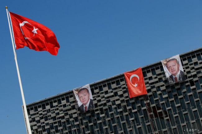 Turecká polícia zadržala 136 zamestnancov istanbulských súdov