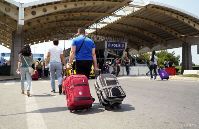 Ekonomika východnej Európy sa zhoršuje,chcela by prilákať späť mladých