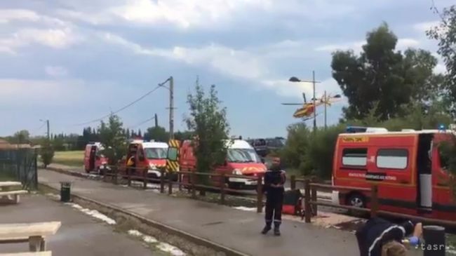Havária vlaku vo Francúzsku: Približne 60 ľudí sa zranilo