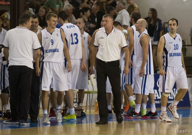 Basketbalisti SR prehrali v úvodný deň turnaja v Prievidzi s Ukrajinou