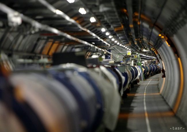 VIDEO: Rituálna vražda v CERN-e. Vedenie mystifikačnú nahrávku vyšetruje