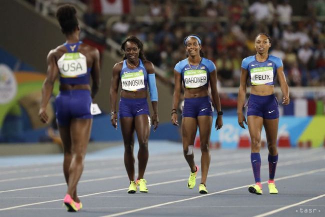 OH2016: Američanky idú do finále štafiet na 4x100 m v opakovanom behu