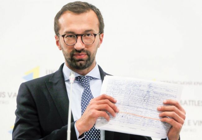 Šéf Trumpovej volebnej kampane Paul Manafort odstúpil