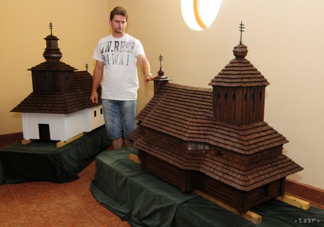 Miniskanzen drevených chrámov sa rozšíril o 20 exponátov