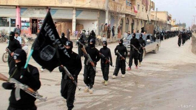 Odporcovia islamu zinscenovali okupáciu Prahy džihádistami