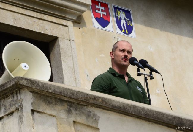 Kotlebovci žiadajú znížiť počet poslancov zo 150 na 100, nie sú prví