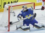 NHL: Švédsky brankár Enroth sa na rok upísal Torontu