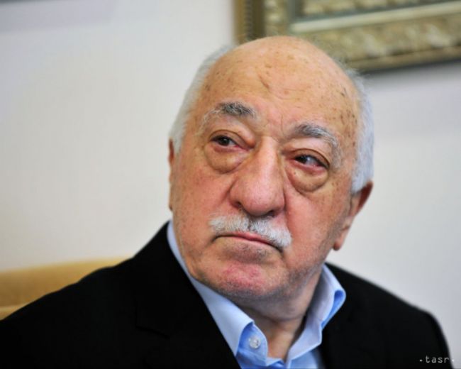 Tureckí a americkí predstavitelia rokovali o vydaní Fethullaha Gülena